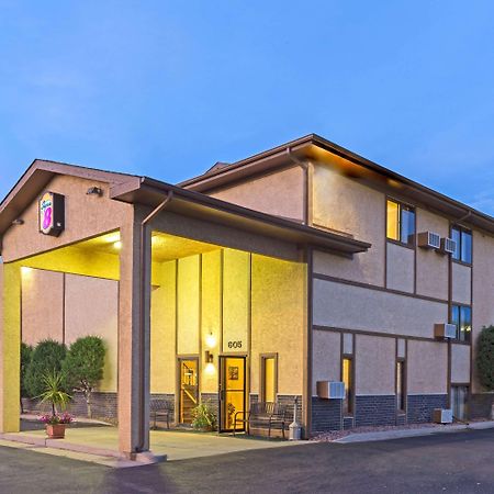 Super 8 By Wyndham Colorado Springs Peterson Space Force Cimarron Hills Zewnętrze zdjęcie