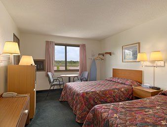 Super 8 By Wyndham Colorado Springs Peterson Space Force Cimarron Hills Pokój zdjęcie